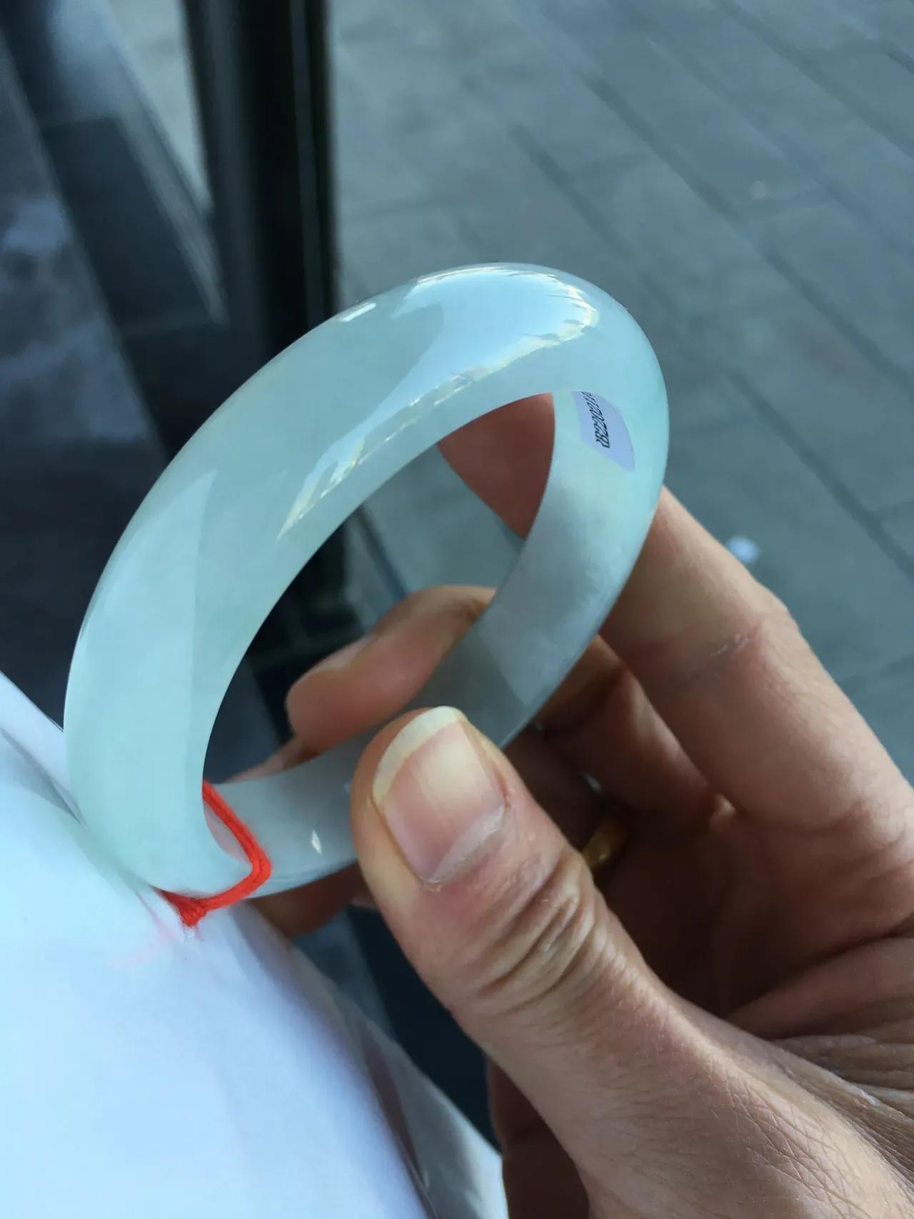 如何判定翡翠品种的好坏,翡翠缺陷