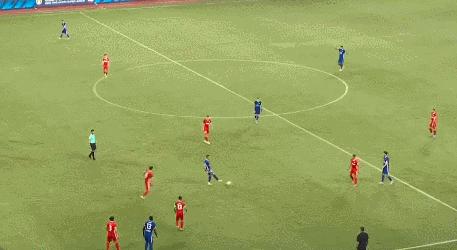 比武磊厉害的中国球员,武磊侧身凌空抽射破门国足2-0