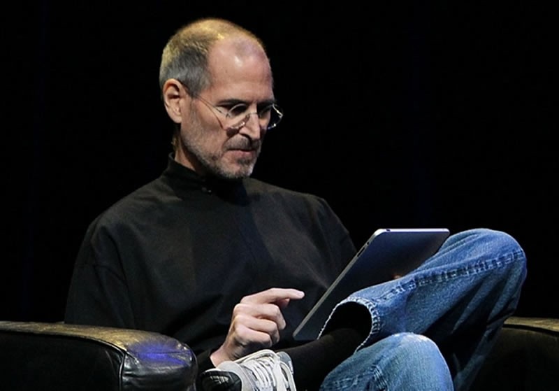 乔布斯得癌症一开始选择素食治疗,乔布斯的抗癌经历