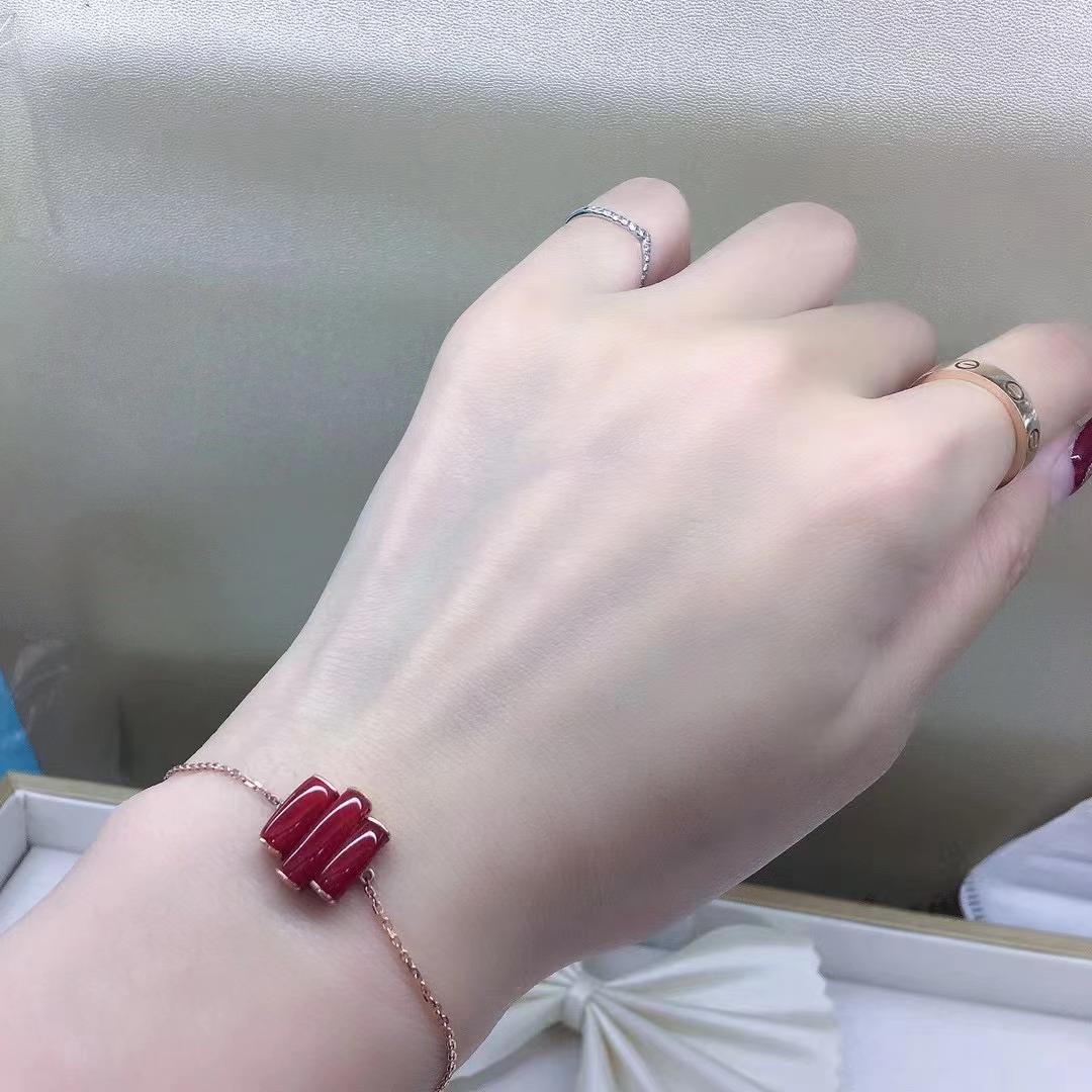 戴便宜的手链对身体有害吗,戴便宜的手链丢人吗