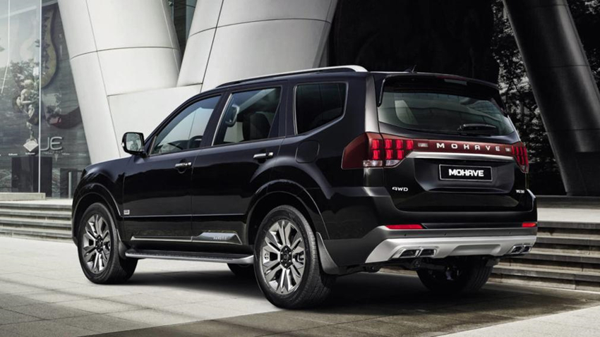 全新起亚霸锐海外实车硬朗的造型,起亚霸锐和现代维拉克斯