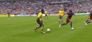 2006欧冠决赛巴萨vs阿森纳,回顾2006年欧冠决赛巴萨2-1