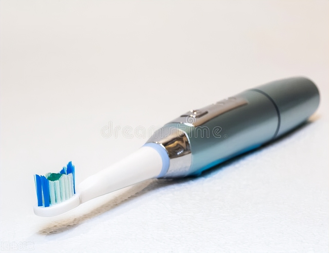 为什么每次刷牙都是很干净的,明明每天刷牙还是脏