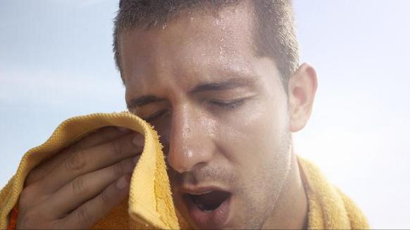 夏天毛巾有臭味用什么方法洗最好,毛巾用久了有异味发硬咋处理