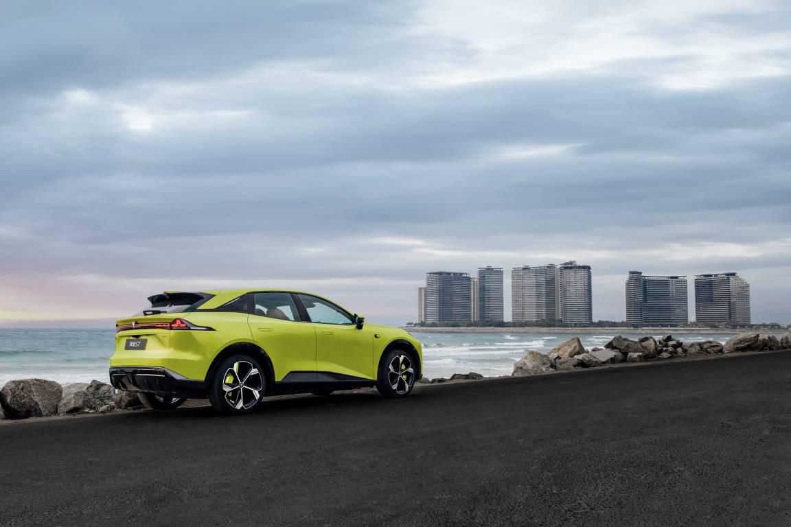 “电动平权、智能平权”深蓝品牌战略发布会暨S7大规模交付启动