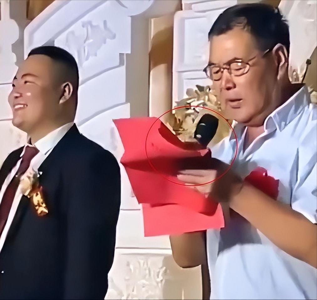 婚礼致辞要不要说自己紧张,婚礼证婚人紧张发抖