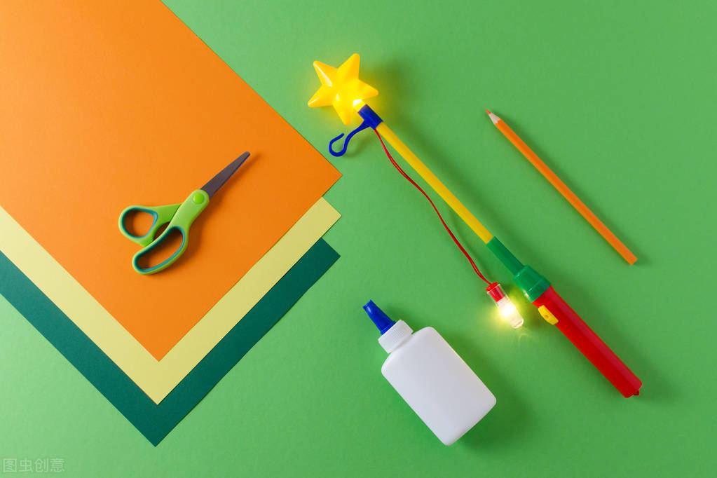 牙膏小苏打自制万能胶,怎么不用胶水只用牙膏做起泡胶