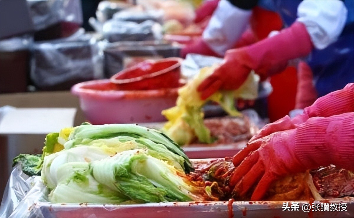 吃不起泡菜了？韩国最新报告揭下发达国家遮羞布：泡菜也要靠中国