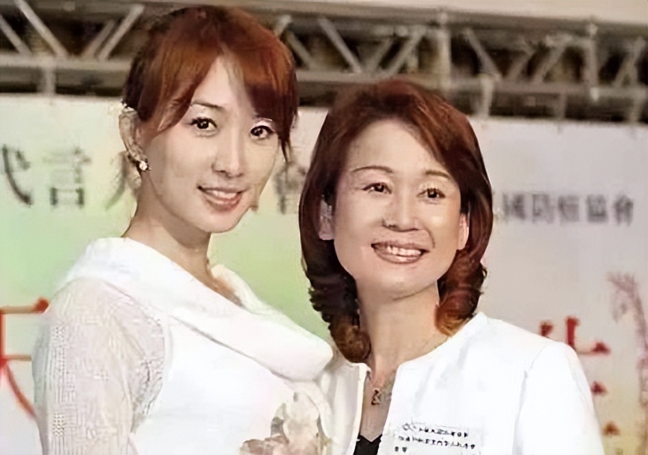 林志玲首次松口谈闪婚,没有家暴单方面离婚