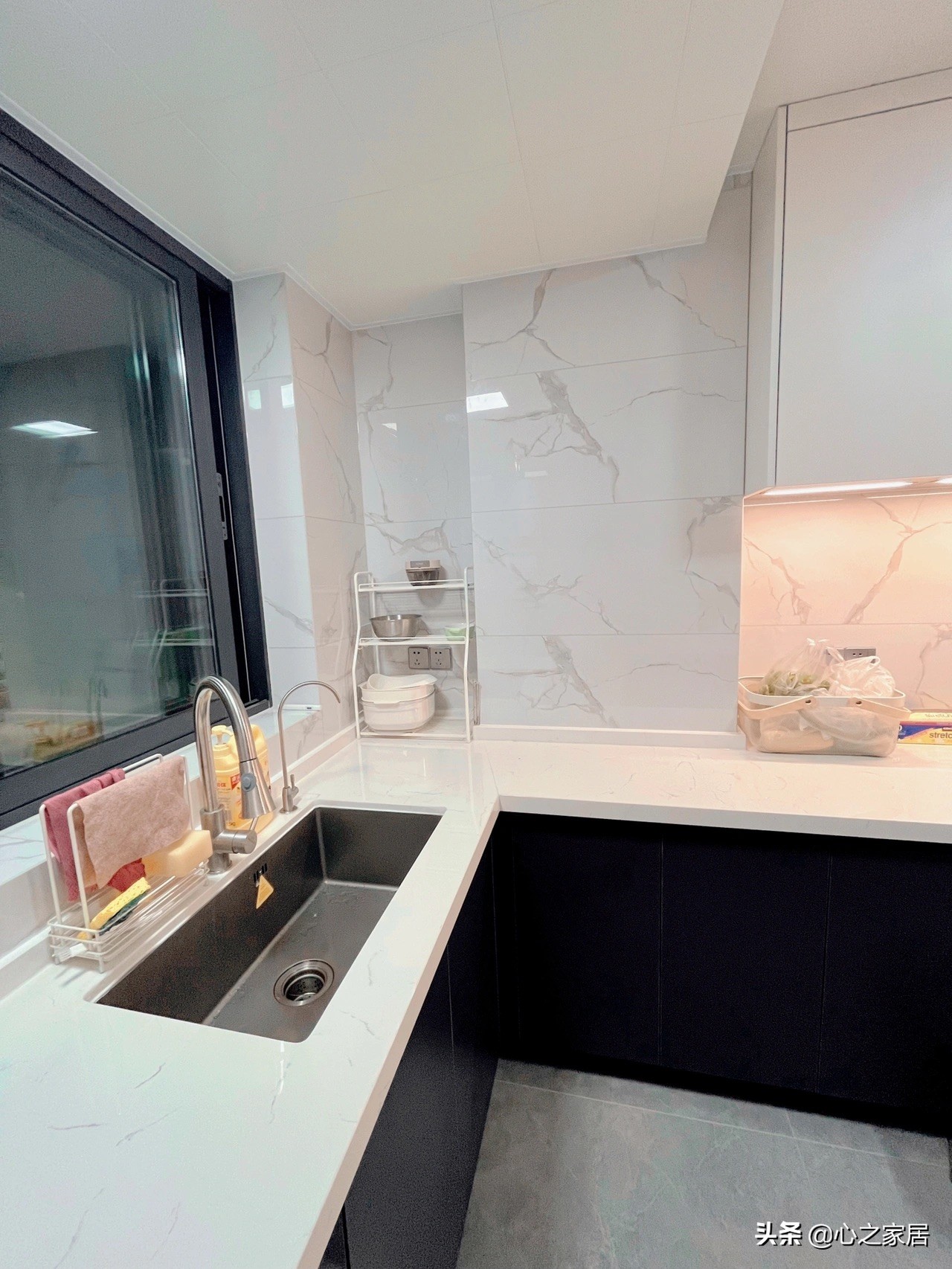 130平四室两厅二卫的客厅,130平米大四居