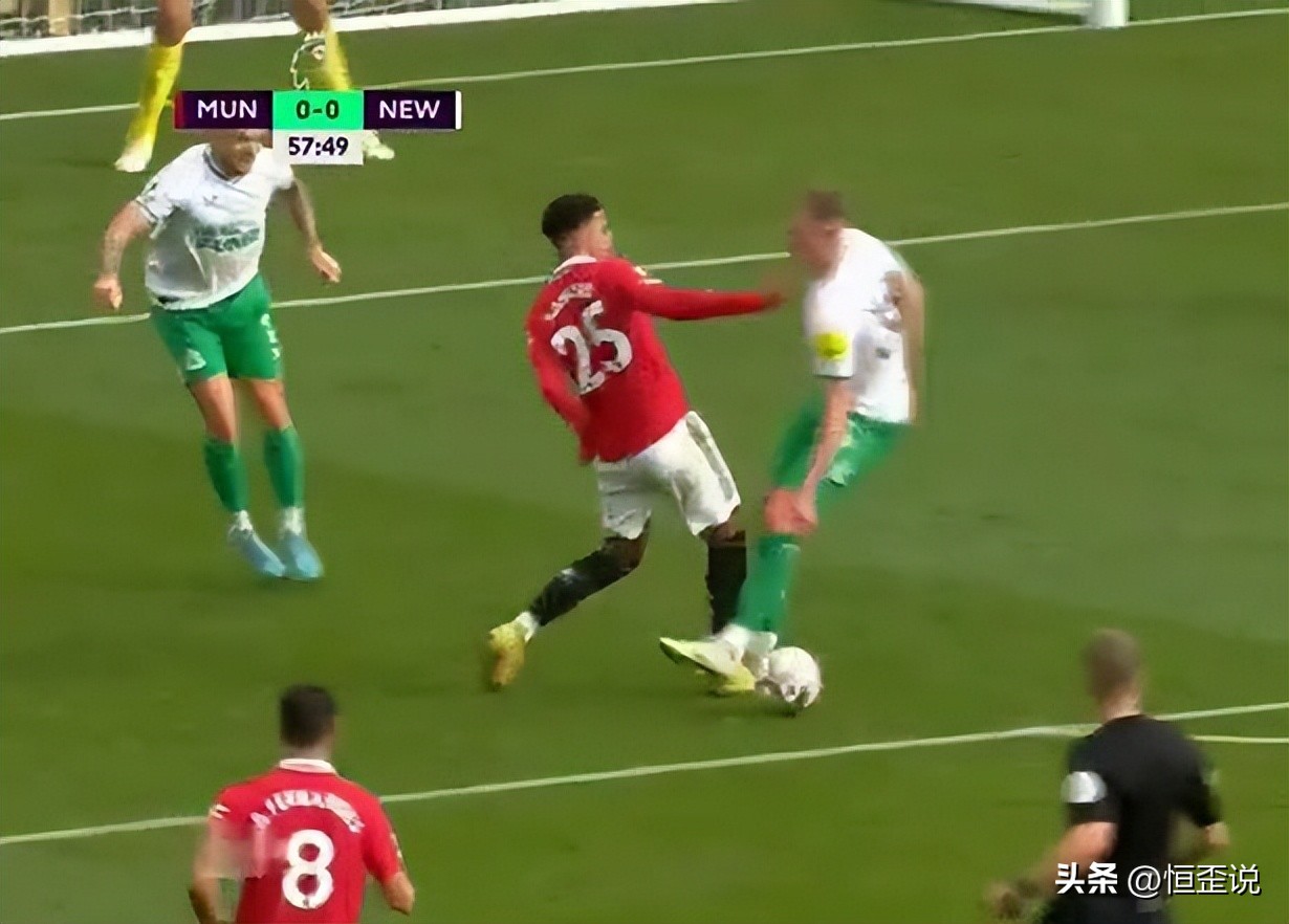 希勒踢曼联视频,曼联希勒最新视频