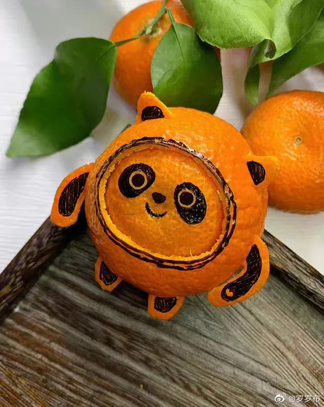 情人节送冰墩墩合适吗,冰墩墩情人节限定