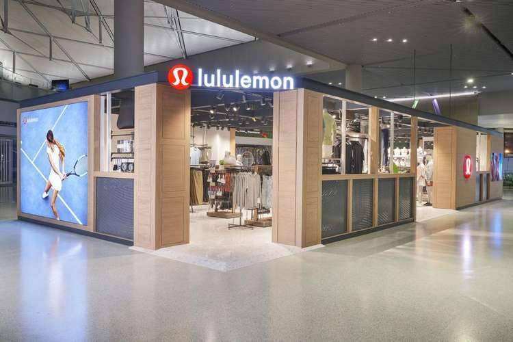一条瑜伽裤上千，市值超过阿迪，Lululemon是如何成就百亿帝国的