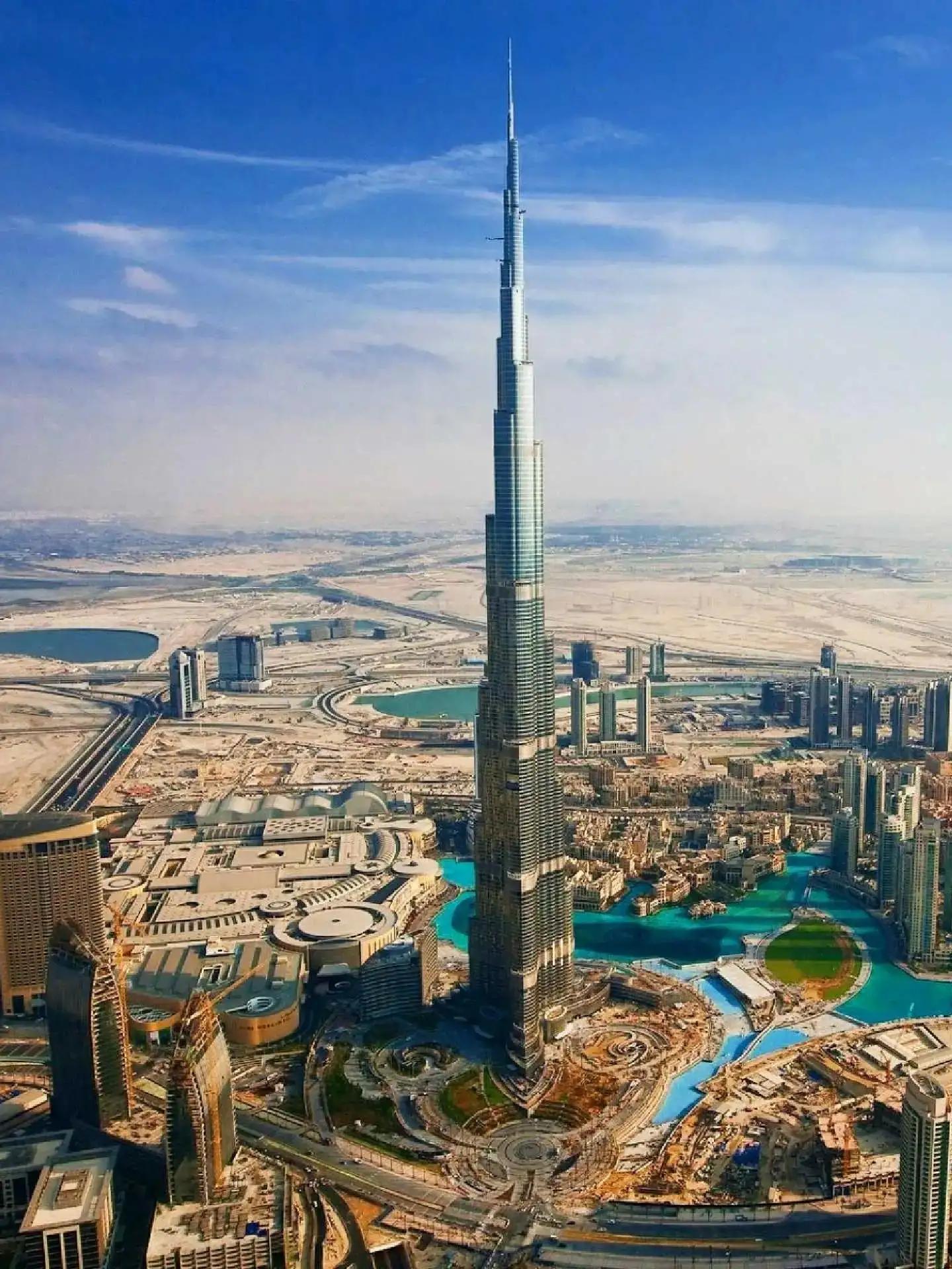 广东28岁小伙，迪拜打工被骗，无奈跑起外卖，每天20单月入8000