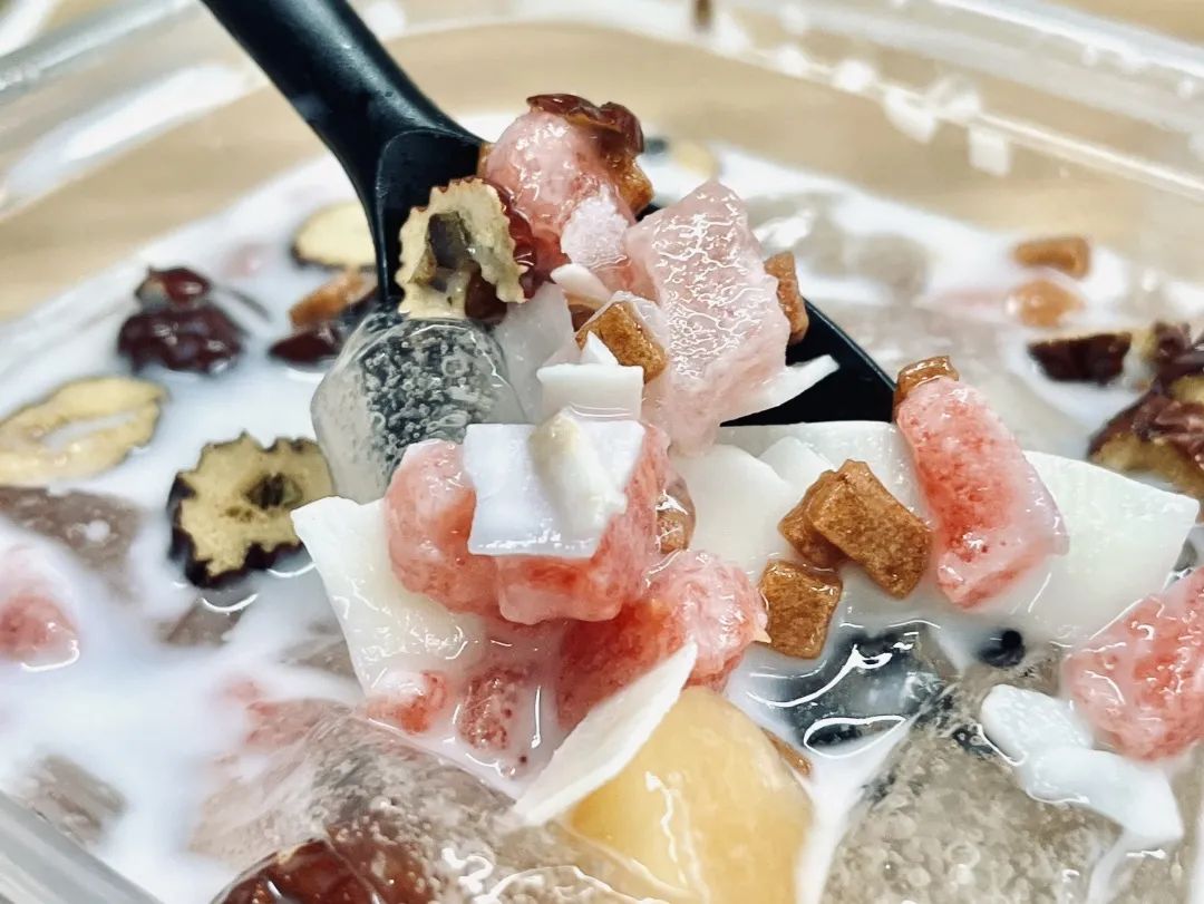 南京现在30多度的高温天气,南京下周温度或超30度