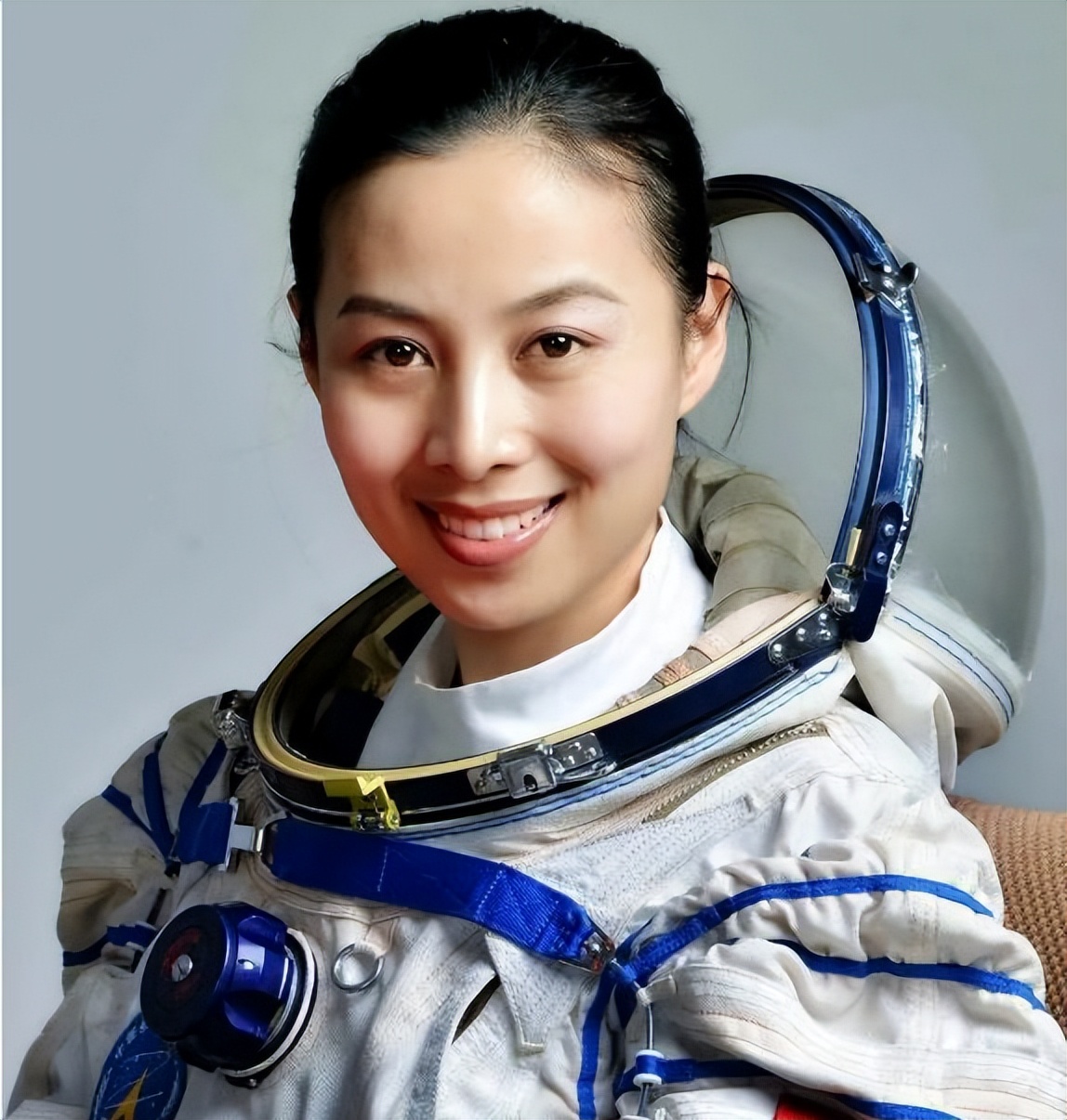 太空住半年女航天员的生活什么样,女航天员在太空中生活