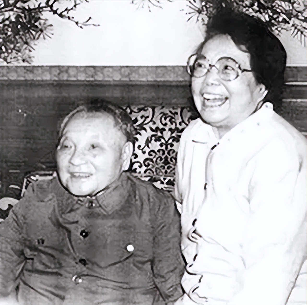 *小平邓**的保健医生郭勤英：邓公之所以能活到90岁，和一习惯有关系