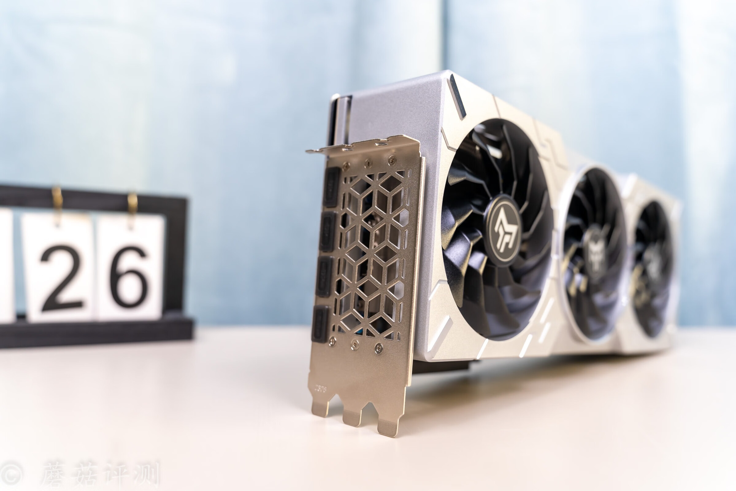 影驰geforcertx4090gamingxtrio,影驰3060金属大师显卡排名