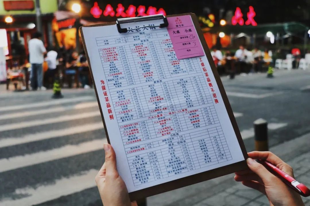 去成都必打卡的8家地道馆子,成都本地人必吃十大馆子排名