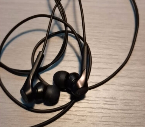 什么牌子的耳机音效好一点耐用,什么品牌的有线耳机音质比较好