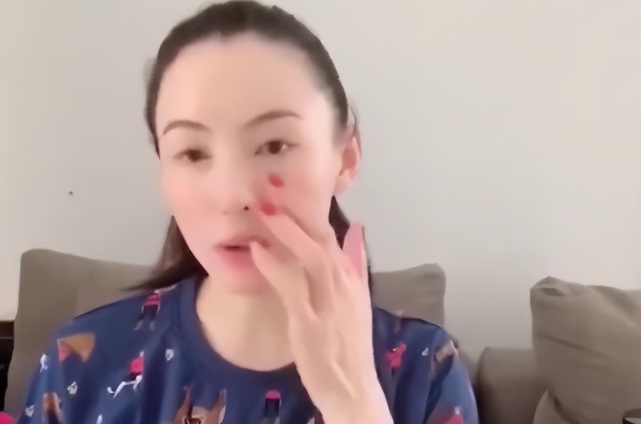 十大女星化妆前后对比,女星的素颜差距能有多大杨幂