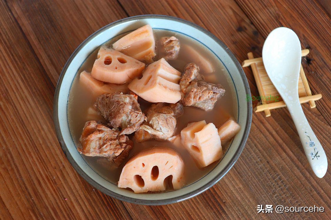 高压锅炖莲藕排骨汤的家常做法,砂锅炖莲藕海带排骨汤的做法