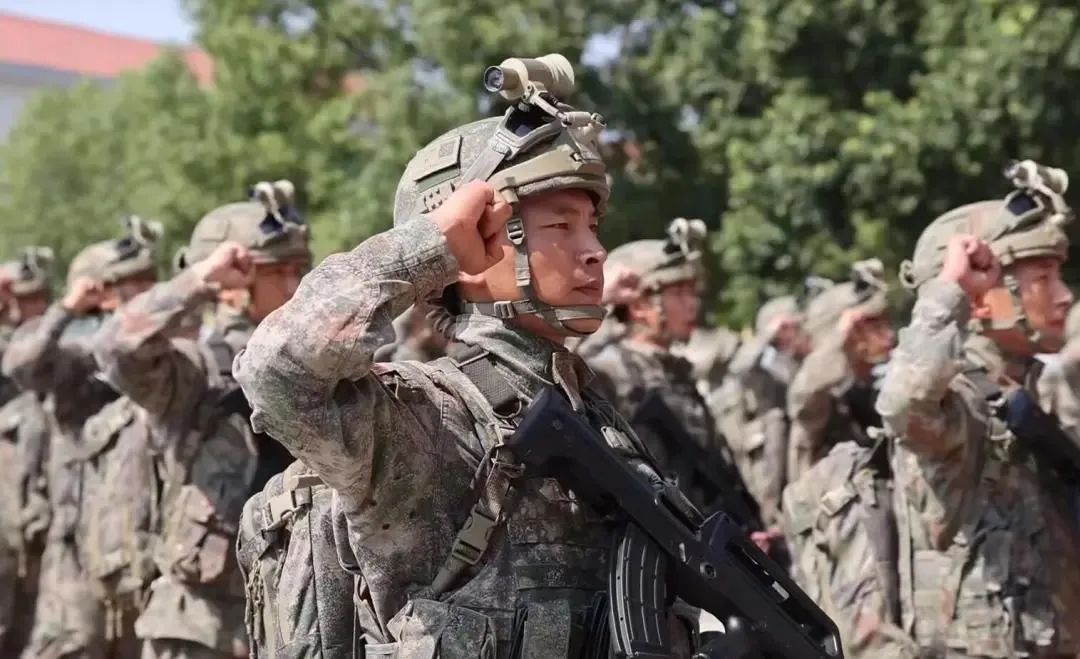 美军二战双联装防空机枪,美军机枪手全套装备