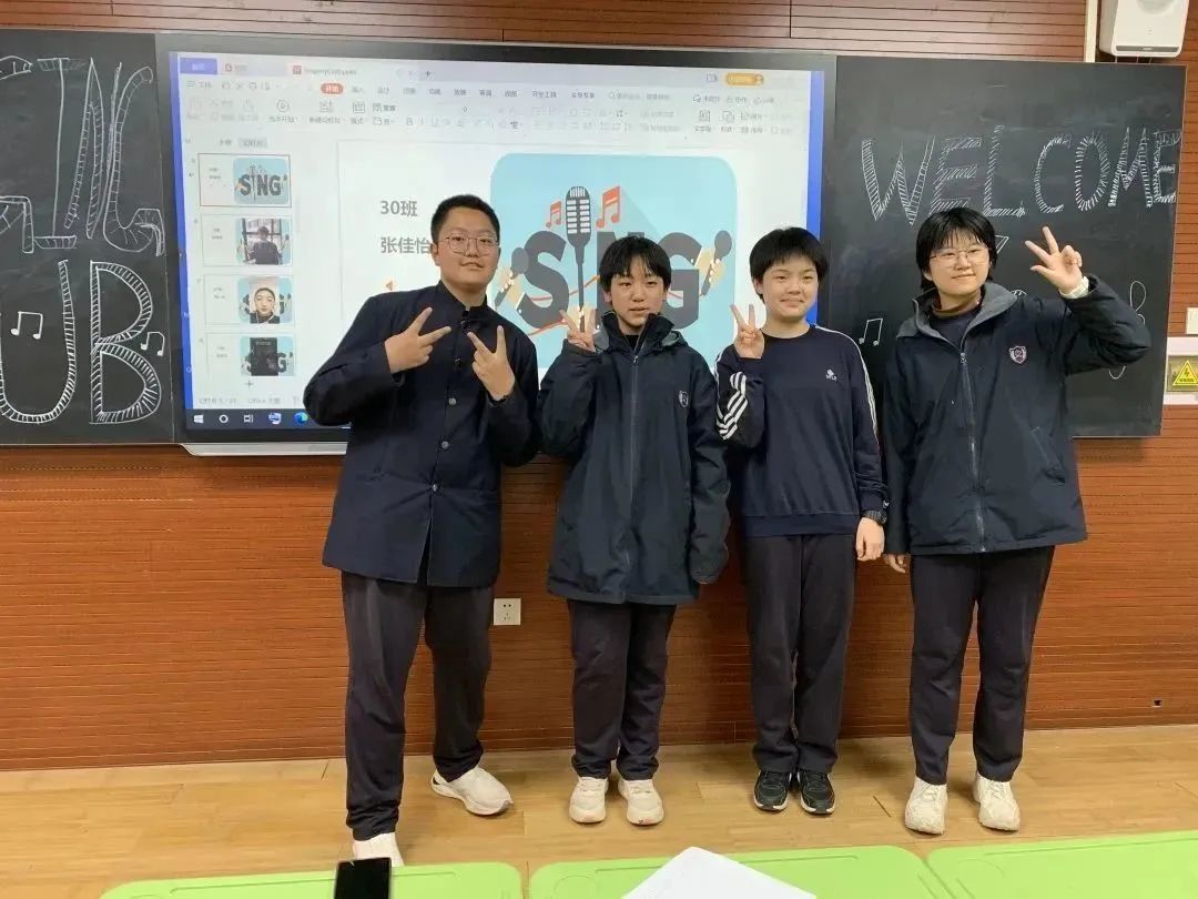 英语社团创新活动,疯狂英语社团活动报道