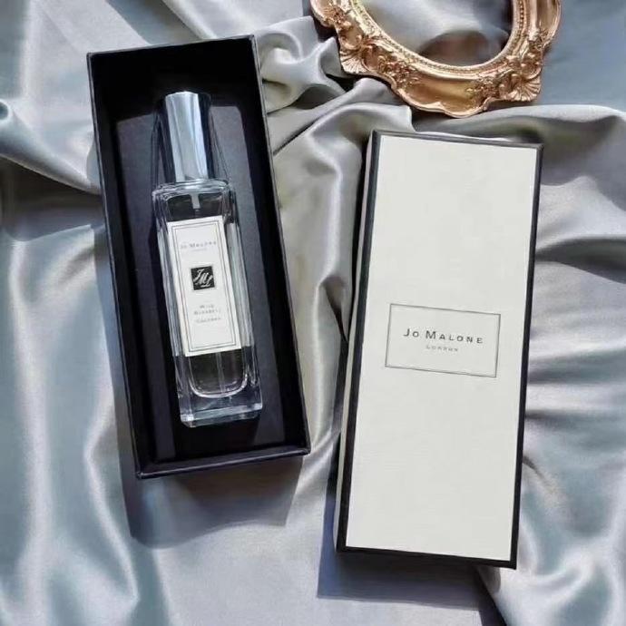 情人节送一个甜蜜的花,情人节送一枝花给女孩