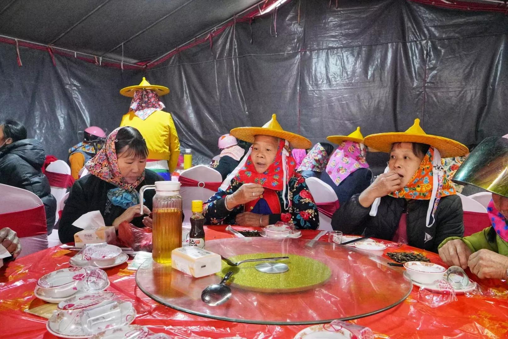 旧时惠安女奇特婚俗,传统的惠安女婚嫁习俗