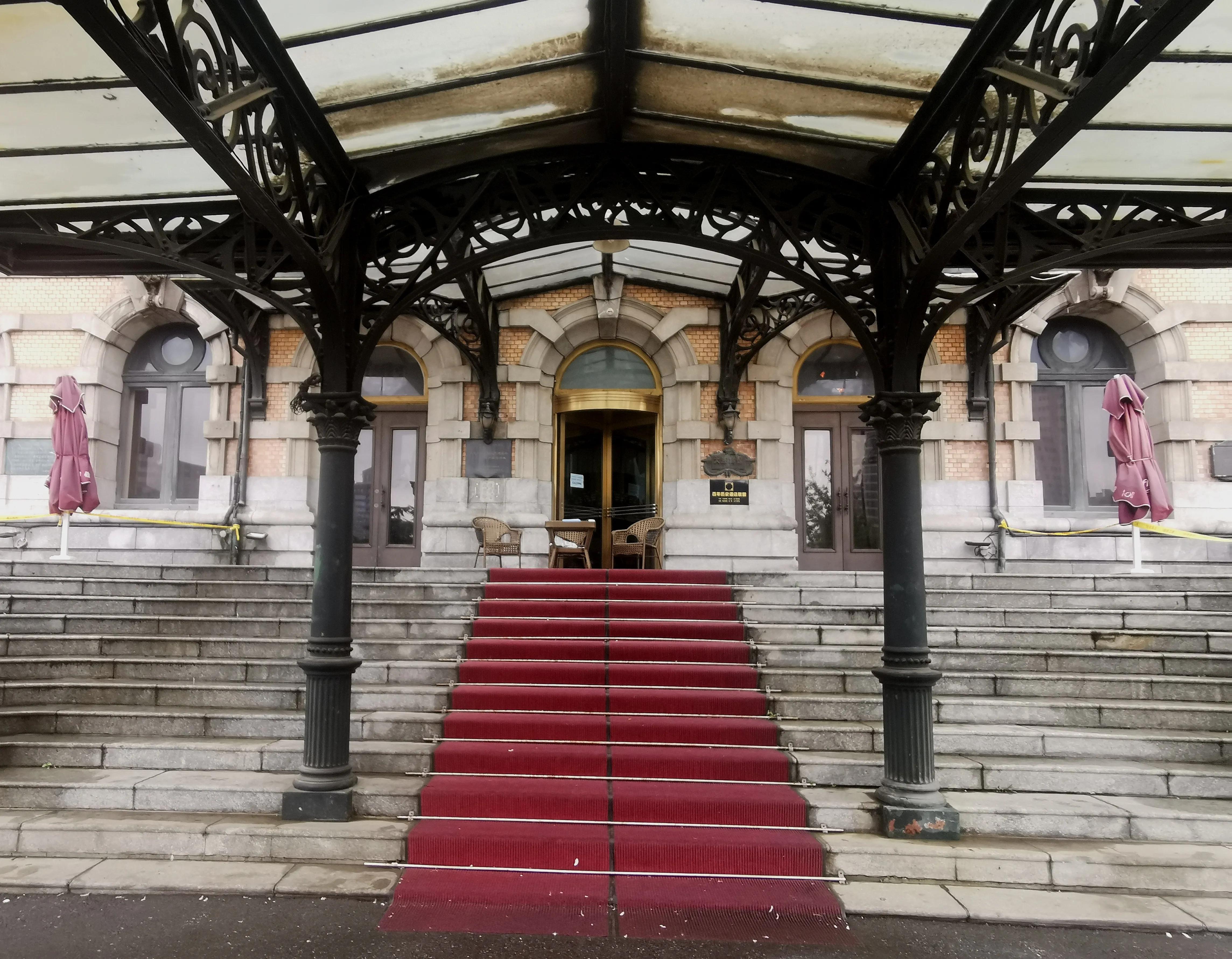 中山广场大连老视频,大连中山广场百年沧桑