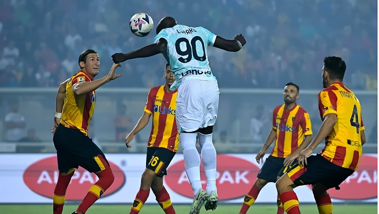 五大联赛全赛季不败,曼联3大纪录傲视欧洲五大联赛