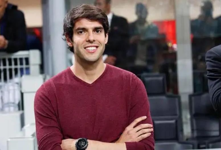 足坛帅哥卡卡迪巴拉,足坛第一美男卡卡