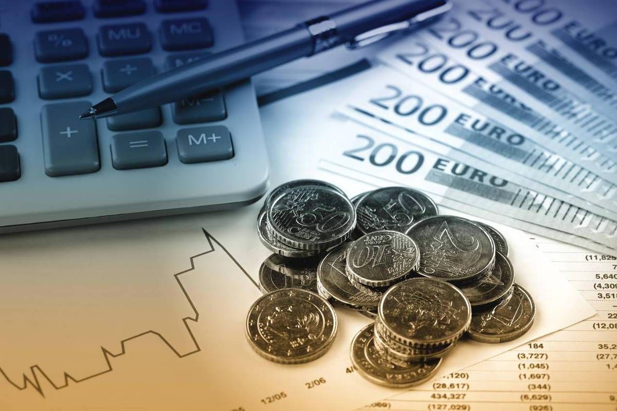 顺差增加外汇储备减少,顺差大增