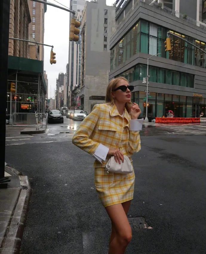 穿腻了商务西装,穿腻了夏款来买秋款