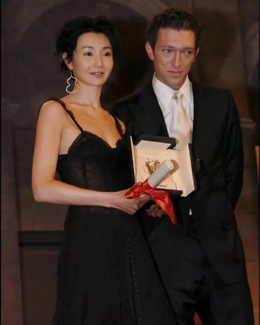 以前的女明星和现在的对比,女明星今昔30年对比照片