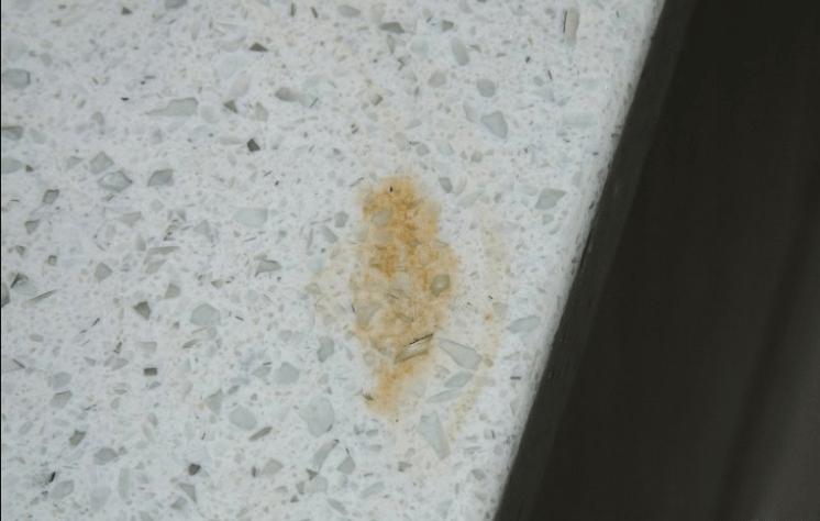 橱柜台面石英石怎样选,石英石橱柜台面多少钱一米最合适