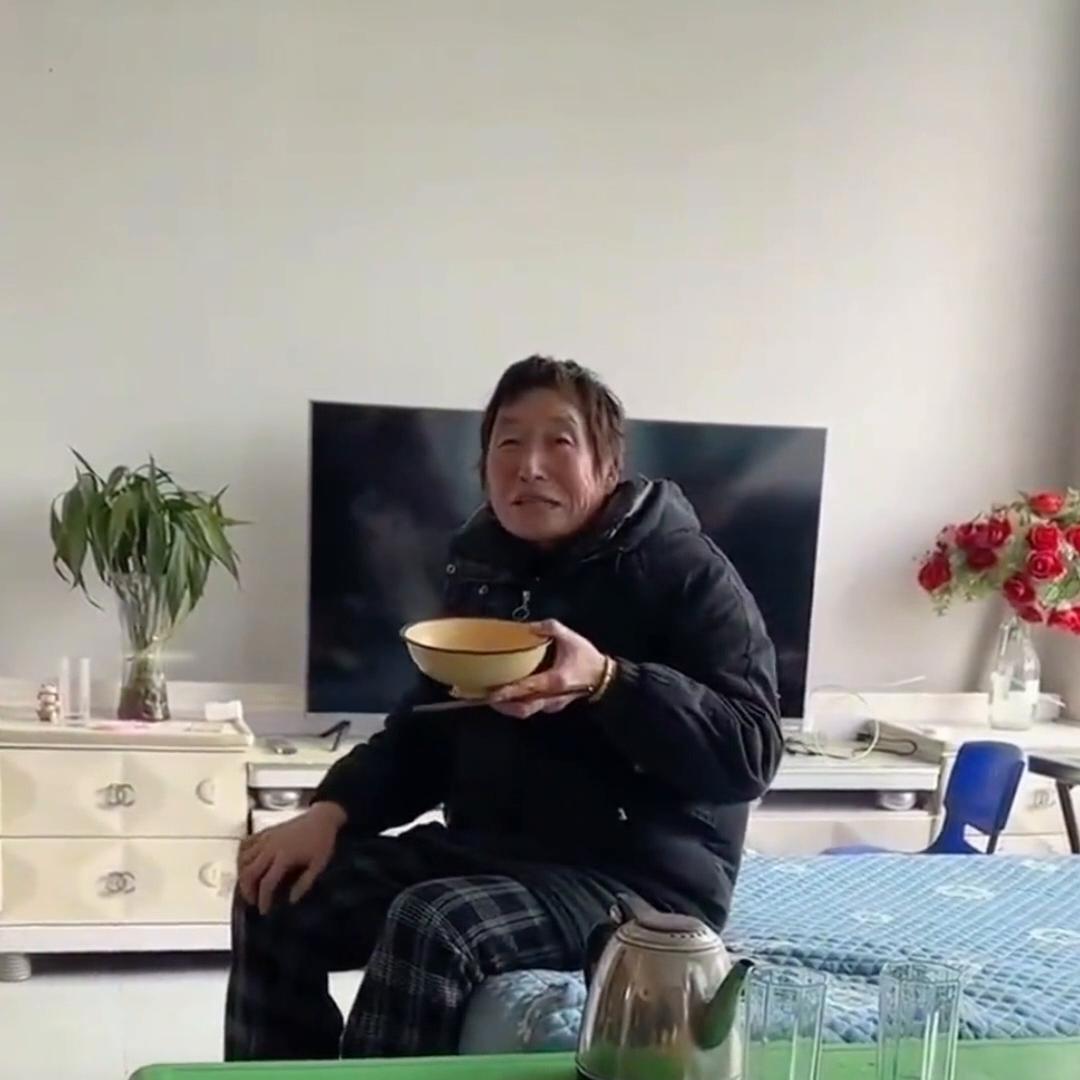 小飞的经历。支持小飞的哥哥姐姐，主页商品看一看！大爱你...