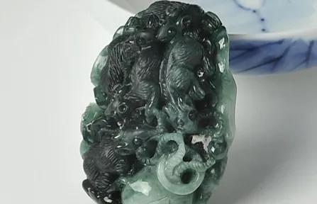 危地马拉蓝水料与缅甸蓝水种翡翠有何差别