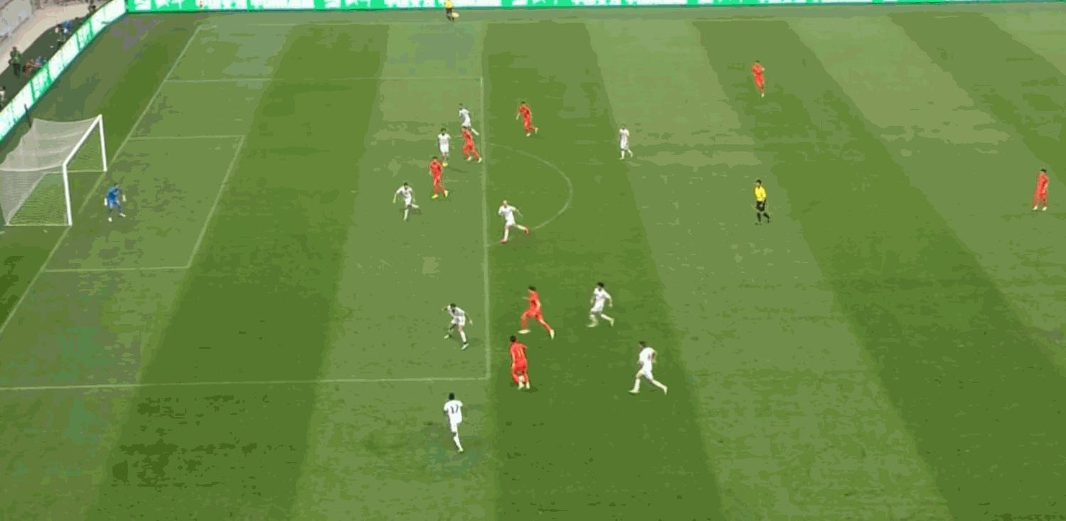 足坛悲喜一夜：国足连胜，德国巴西输球，C罗破纪录，哈兰德双响