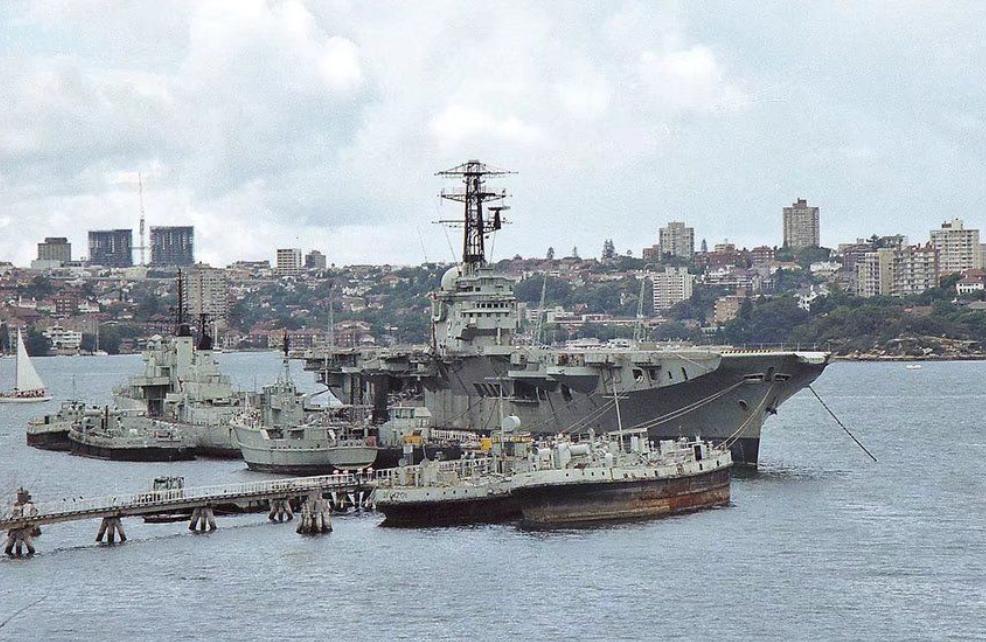 1984年，中国花费3000万美金从澳洲买来一艘废船，打开后西方后悔