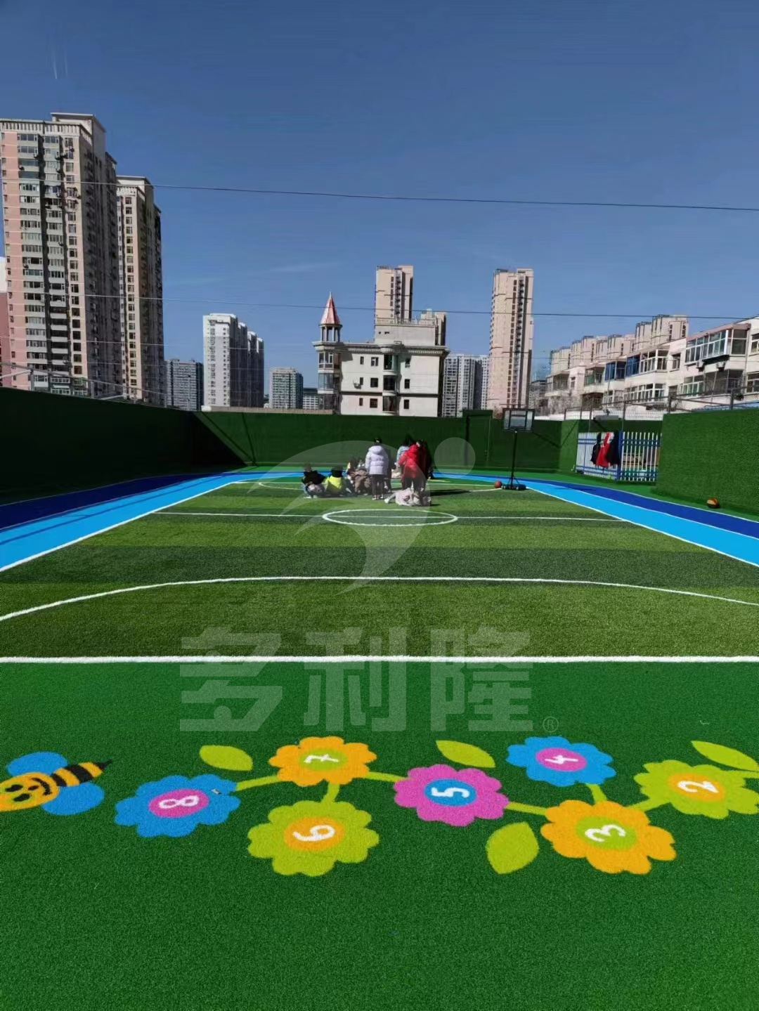 幼儿园没有操场楼顶可以改造吗,幼儿园屋顶改造申请