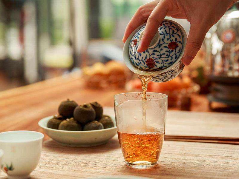 备孕期间女性可以喝红茶吗,42岁女性冬天喝红茶还是绿茶好