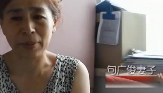 27岁新婚儿子割肝救父后续,河南18岁小伙割肝救父放弃从军