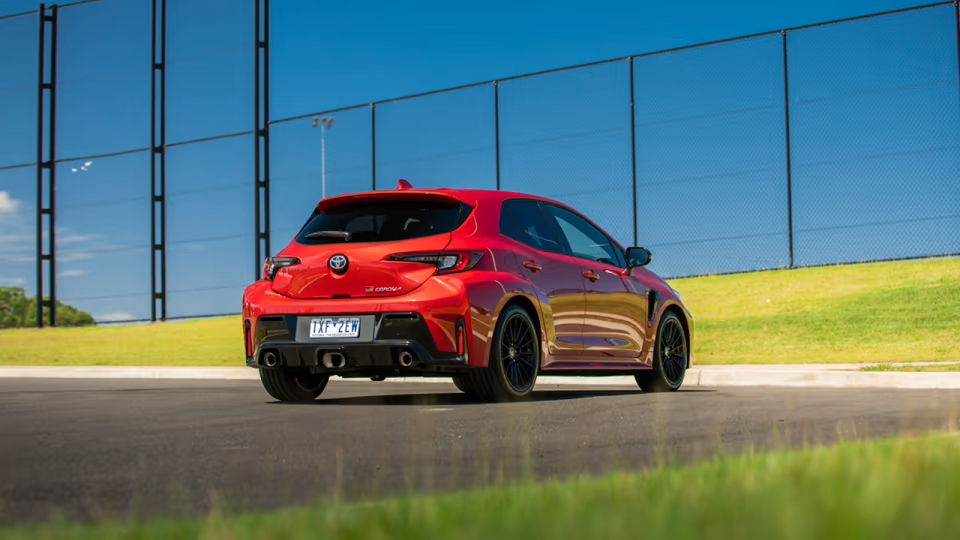 新款gr丰田卡罗拉亮相,丰田卡罗拉gr版顶配