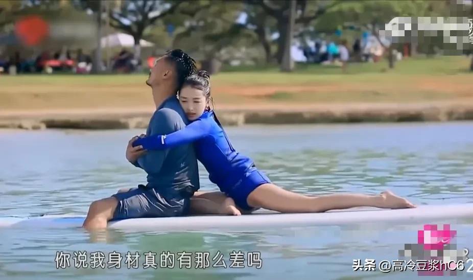 周冬雨身材是真的很好,周冬雨身材为什么太扁平了