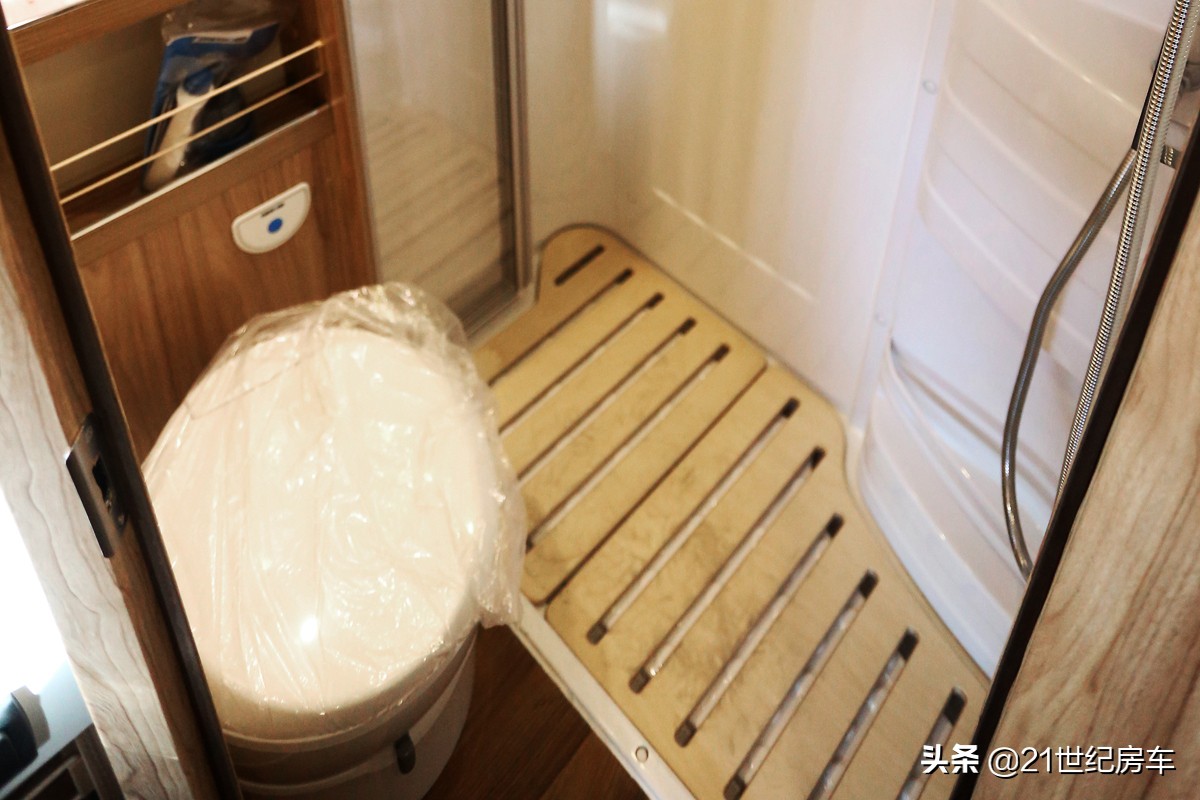 家用大空间6座推荐,适合家用的两厢大空间