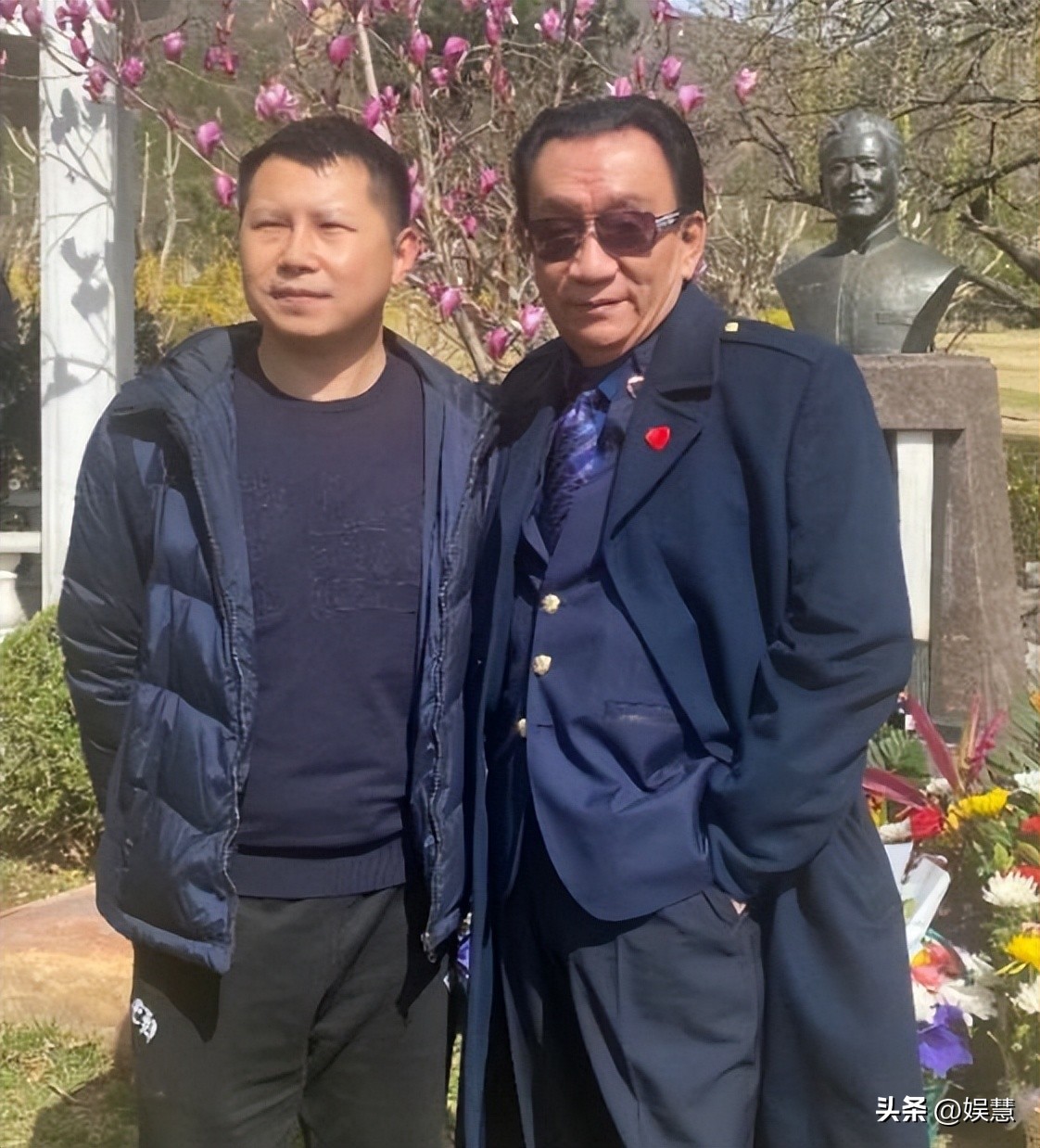 侯耀华72岁生日郭德纲送啥了,74岁侯耀华近况照曝光