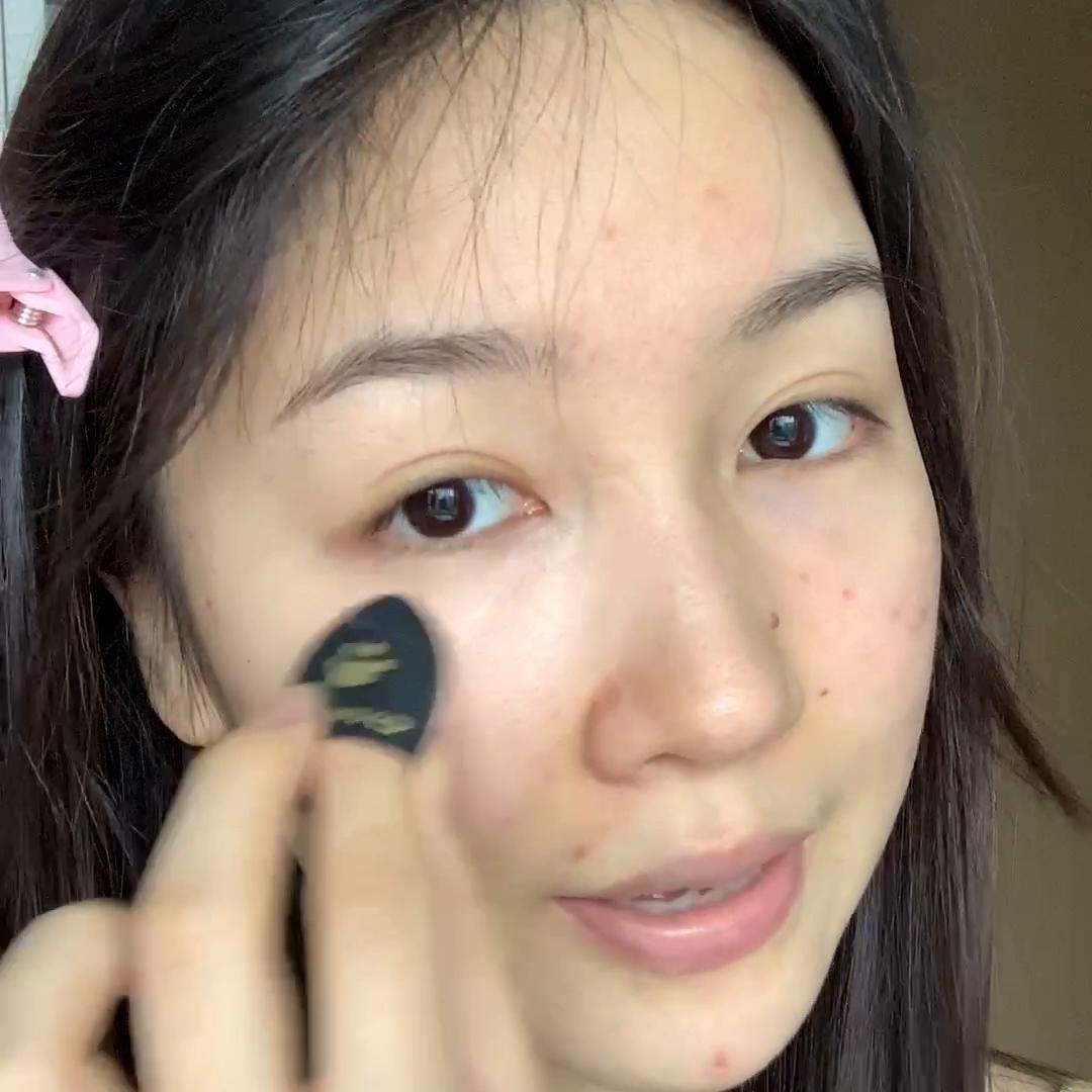 卡姿兰小夜猫粉底液遮瑕效果如何,卡姿兰小夜猫遮瑕膏遮瑕刷沾水吗