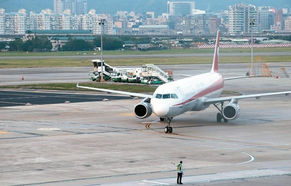 1993年一采购员私吞1.8万公款,劫机潜逃台湾,工具仅是一块肥皂